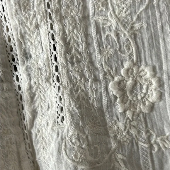 Abercrombie & Fitch Off White Embroidered Blouse - Picture 3 of 7
